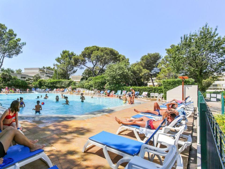 Residence Pierre Et Vacances De La Corniche D'Or Saint-Raphael (Var) Exterior foto